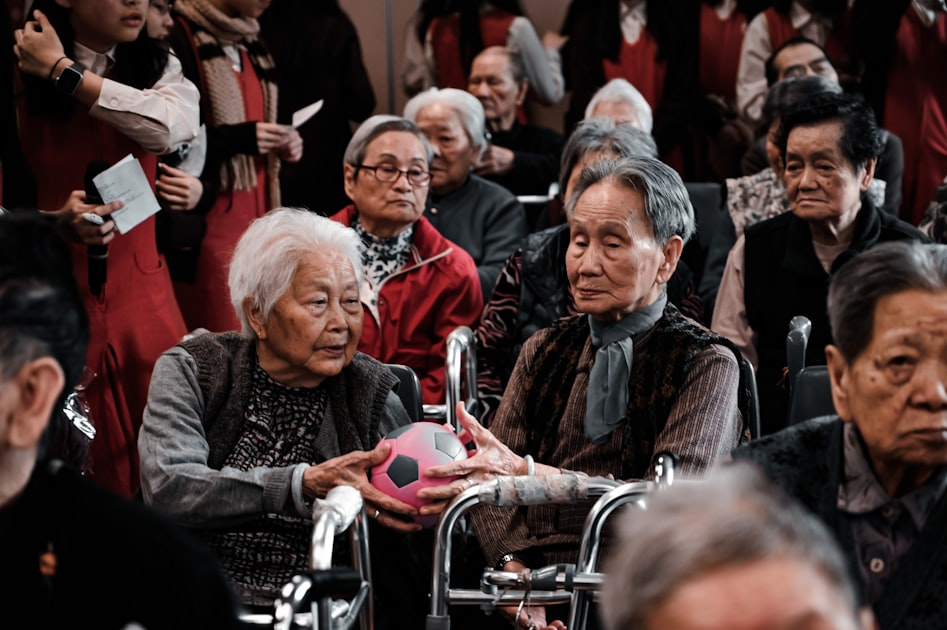 Understanding Day Care Centers for Seniors